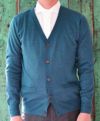 【Men's】EXTRA FINE MERINO WOOL V CARDIGAN / ink blue（メンズ エクストラファインメリノウール　Vカーディガン / インクブルー）