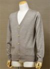 【Men's】EXTRA FINE MERINO WOOL V CARDIGAN / taupe（メンズ エクストラファインメリノウール　Vカーディガン / トープ）